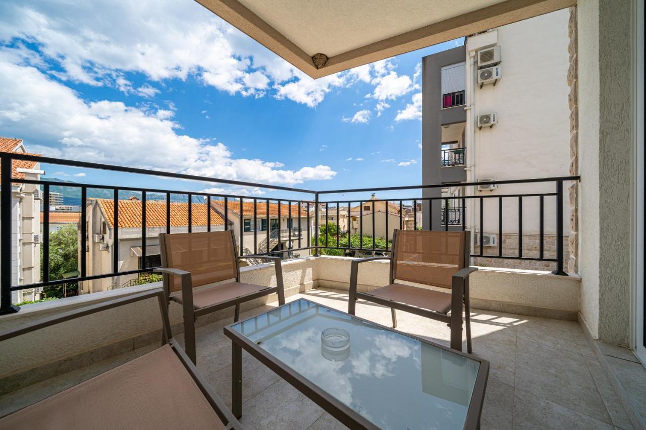 Sun And Sea Apartments Budva Zewnętrze zdjęcie