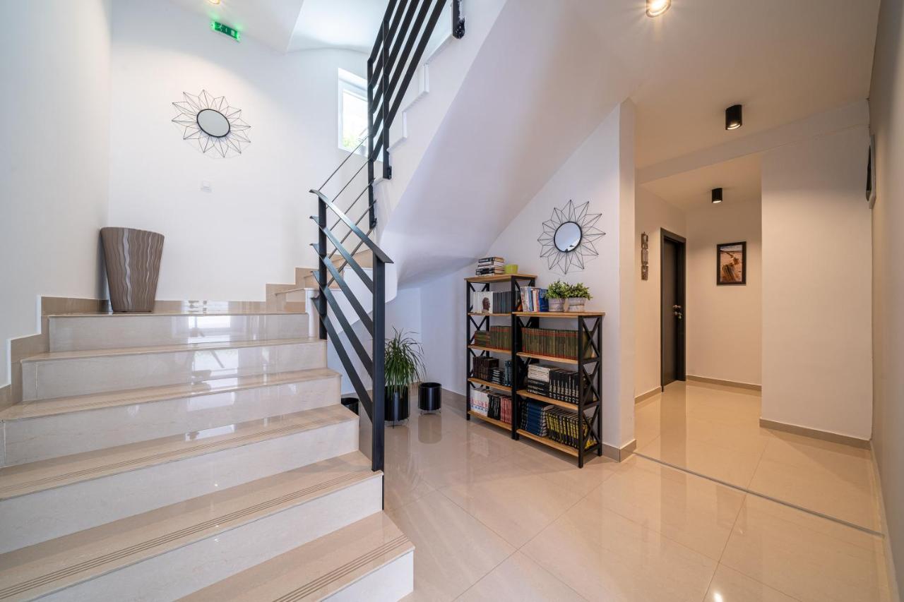 Sun And Sea Apartments Budva Zewnętrze zdjęcie